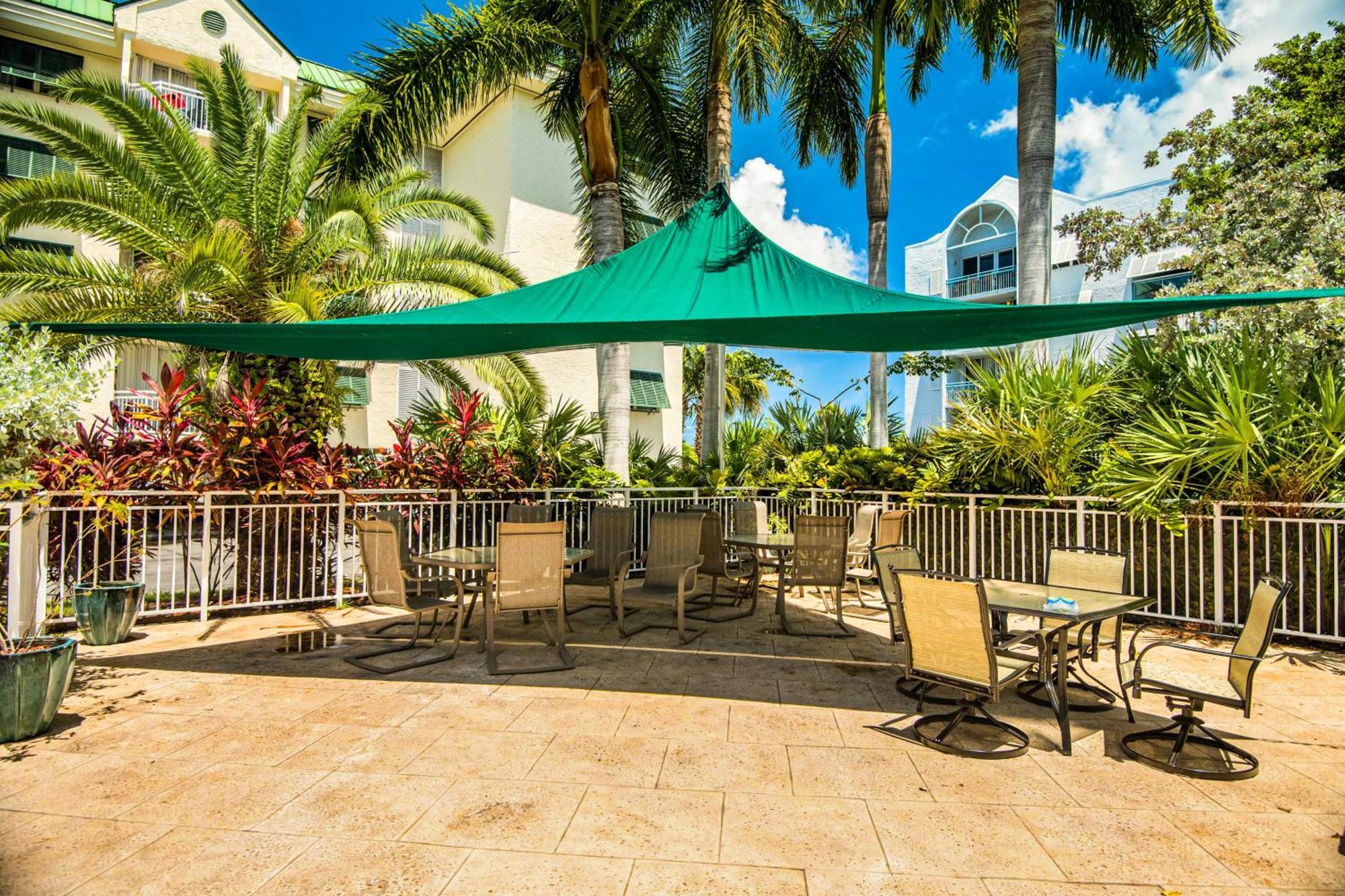 Sunrise Suites Jamaica Suite #102 Key West Room photo